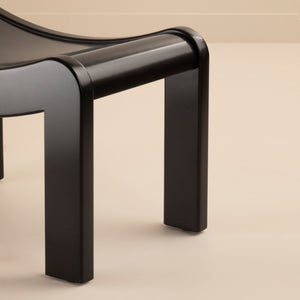 Curule stool